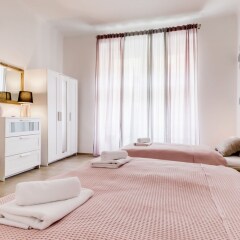 Апартаменты Riverside Family apartment in the center в номере