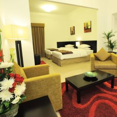 Ramada Hotel & Suites by Wyndham Ajman in Ajman, United Arab Emirates from 118$, photos, reviews - zenhotels.com guestroom