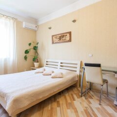 Гостиница Apartamentay V Tsentre в Калининграде отзывы, цены и фото номеров - забронировать гостиницу Apartamentay V Tsentre онлайн Калининград комната для гостей фото 2