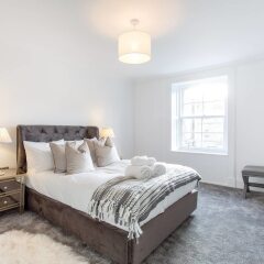Отель Luxury 4-bedroom Townhouse in Prestigious West End Глазго комната для гостей фото 2