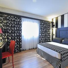 Salles Hotel Aeroport de Girona комната для гостей фото 2