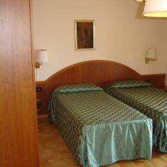 Отель Albergo Ristorante Carenno Италия, Каренно - отзывы, цены и фото номеров - забронировать отель Albergo Ristorante Carenno онлайн комната для гостей фото 3