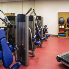 Отель Sheraton Hotel Columbus Capitol Square США, Колумбус - отзывы, цены и фото номеров - забронировать отель Sheraton Hotel Columbus Capitol Square онлайн фитнесс-зал фото 4
