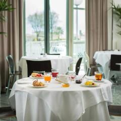Hotel Continental Rimini Римини питание фото 2