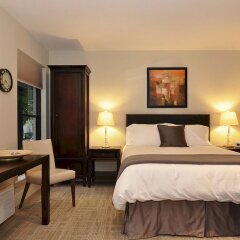 Отель Dupont Place сейф в номере