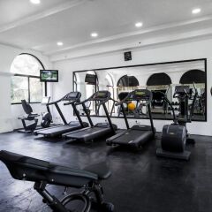 Отель Courtyard by Marriott Toluca Airport фитнесс-зал фото 4