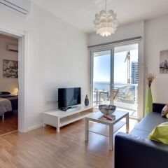 Отель Modern 2 Bedroom Seaview Apartment Мальта, Слима - отзывы, цены и фото номеров - забронировать отель Modern 2 Bedroom Seaview Apartment онлайн комната для гостей фото 3