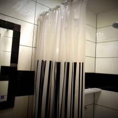Отель Art Hostel Poznan Польша, Познань - отзывы, цены и фото номеров - забронировать отель Art Hostel Poznan онлайн ванная