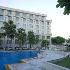 Отель Grand New Delhi Нью-Дели бассейн