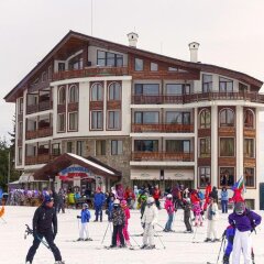 Отель Spider House Aparthotel Пампорово спортивное сооружение
