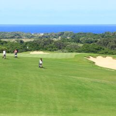 Отель Grand Hôtel De Cala Rossa Франция, Леччи - отзывы, цены и фото номеров - забронировать отель Grand Hôtel De Cala Rossa онлайн спортивное сооружение