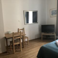 Отель Rais Serviced Apartments Польша, Варшава - отзывы, цены и фото номеров - забронировать отель Rais Serviced Apartments онлайн комната для гостей фото 3