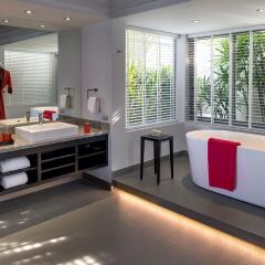 Отель The Pavilions Phuket спа