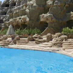Отель Caves Beach Resort Hurghada - Adults Only - All Inclusive бассейн фото 2