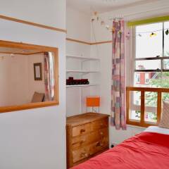 Отель Spacious 3 Bedroom Home in Brighton в номере