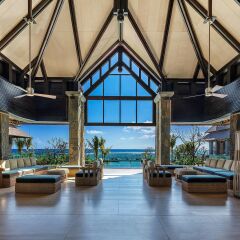 Отель The Westin Mauritius Turtle Bay Resort and Spa интерьер отеля
