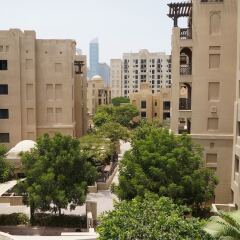 Отель Shakespeare - Ease by Emaar - 2 Bedroom