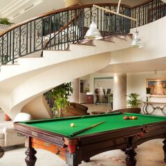 Отель Diamond Westlake Suites гостиничный бар