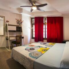 Отель Go Bcn Hostal Ideal Badal комната для гостей фото 2