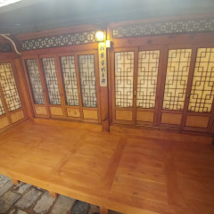 Отель So Hyeon Dang Hanok Guesthouse Южная Корея, Сеул - отзывы, цены и фото номеров - забронировать отель So Hyeon Dang Hanok Guesthouse онлайн балкон