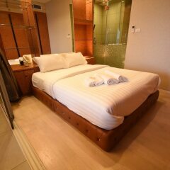 Отель BoonRumpa Condotel Таиланд, Бангкок - отзывы, цены и фото номеров - забронировать отель BoonRumpa Condotel онлайн комната для гостей