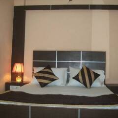 Отель Anmol Hotels комната для гостей фото 3