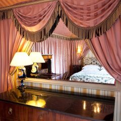 Отель LHôtel интерьер отеля