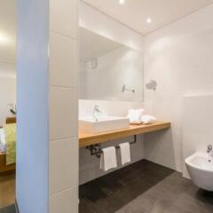 Отель Wander- und Bikehotel Vinschgerhof Силандро ванная фото 2