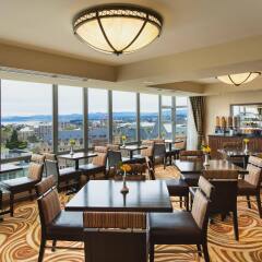 Отель Victoria Marriott Inner Harbour Канада, Виктория - отзывы, цены и фото номеров - забронировать отель Victoria Marriott Inner Harbour онлайн питание фото 2