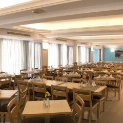 Отель Voramar