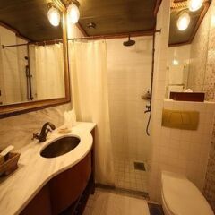 Vintage Luxury Yacht Hotel ванная