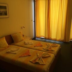 Отель Family Hotel Danailov Болгария, Приморско - отзывы, цены и фото номеров - забронировать отель Family Hotel Danailov онлайн сейф в номере