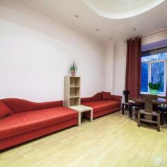 Отель Guesthouse On Bolshoy Kazennyy Москва комната для гостей