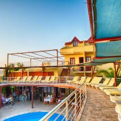 Grand Ruya Hotel Турция, Чешме - 1 отзыв об отеле, цены и фото номеров - забронировать отель Grand Ruya Hotel онлайн балкон