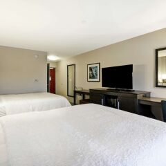 Отель Hampton Inn & Suites Los Angeles Burbank Airport Лос-Анджелес фото 6