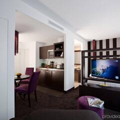 Отель Goodman'S Living Берлин комната для гостей