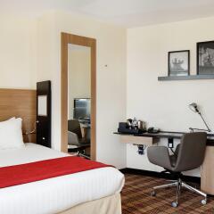 Отель Courtyard by Marriott Paris Boulogne комната для гостей фото 5