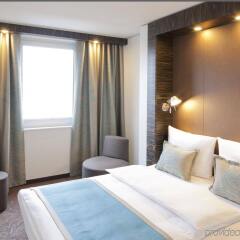 Отель Motel One Berlin-Hackescher Markt Германия, Берлин - отзывы, цены и фото номеров - забронировать отель Motel One Berlin-Hackescher Markt онлайн комната для гостей фото 2