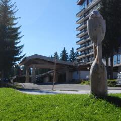 Отель Grand Hotel Murgavets Болгария, Пампорово - отзывы, цены и фото номеров - забронировать отель Grand Hotel Murgavets онлайн вид на фасад