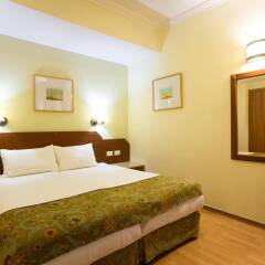 Hotel De La Mer – by Zvieli Hotels in Tel Aviv, Israel from 226$, photos, reviews - zenhotels.com guestroom photo 2