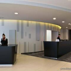 Отель Park Inn by Radisson Budapest интерьер отеля