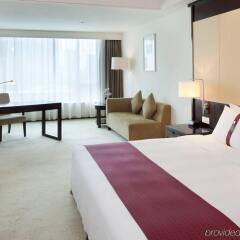 Отель Holiday Inn Guangzhou Shifu комната для гостей фото 2