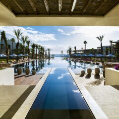 Отель Chileno Bay Resort & Residences Кабо-Сан-Лукас приотельная территория