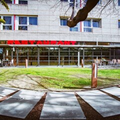 Отель Best Western Plus Hotel Alfa Aeropuerto Испания, Барселона - 12 отзывов об отеле, цены и фото номеров - забронировать отель Best Western Plus Hotel Alfa Aeropuerto онлайн спортивное сооружение