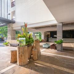 Sun Island Hotel & Spa Kuta интерьер отеля