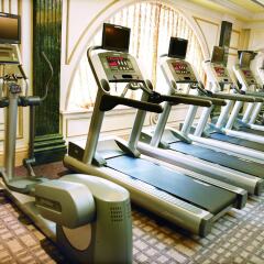 Legendale Hotel Beijing фитнесс-зал фото 4