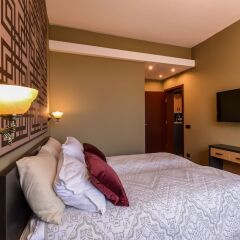 Отель FM Luxury 2-BDR Apartment - Jazzy Болгария, София - отзывы, цены и фото номеров - забронировать отель FM Luxury 2-BDR Apartment - Jazzy онлайн фото 25