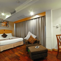 Отель Admiral Suites Sukhumvit 22 By Compass Hospitality Бангкок комната для гостей фото 3