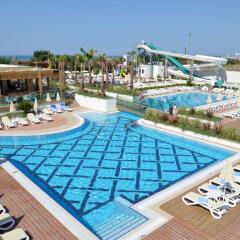 Отель Trendy Verbena Beach - All Inclusive спортивное сооружение