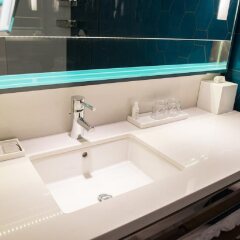 Отель Renaissance Aruba Resort & Casino ванная фото 2